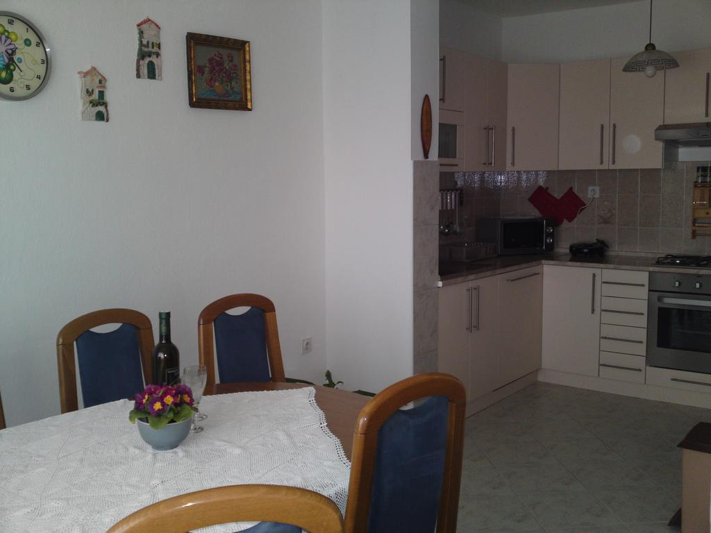 Apartment Varelija بريبير الغرفة الصورة